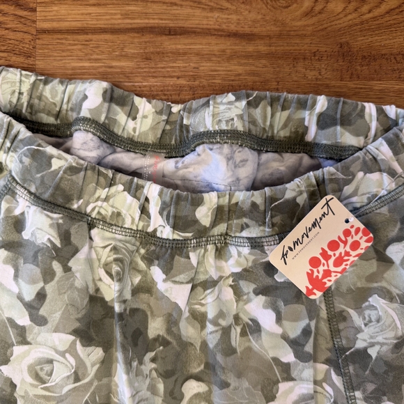 Free People Hot Shot Printed Pants - Picture 5 of 8